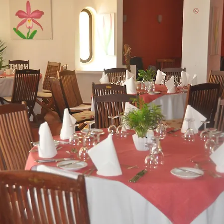 Pedras Da Rainha Resort 3*