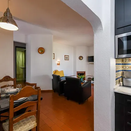 Pedras Da Rainha Semesteranläggning (resort) 3*