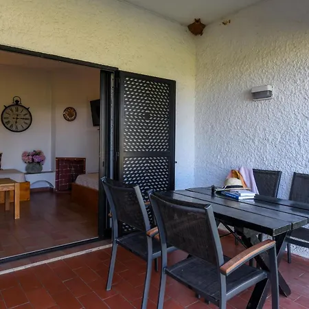 Resort Pedras Da Rainha