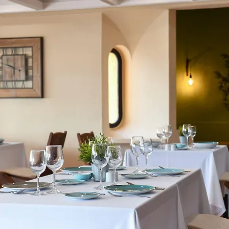 Resort Pedras Da Rainha 3*