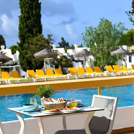 Pedras Da Rainha Resort 3*