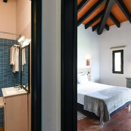 Resort Pedras Da Rainha