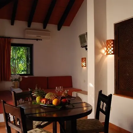 Pedras Da Rainha Resort